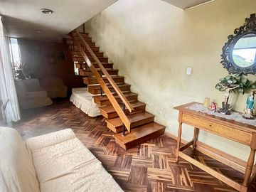 Se Alquila Casa Comercial En Av. Independencia Con La Salle