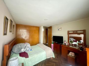 Se Alquila Casa Comercial En Av. Independencia Con La Salle