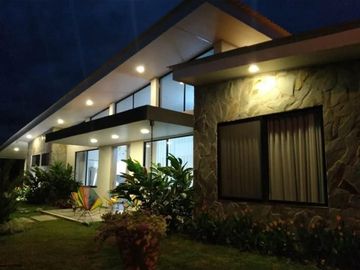 Se Vende Linda Casa Quinta en Condominio Santa Johana de los Bosques - Villavicencio