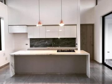 Se Vende Linda Casa Quinta en Condominio Santa Johana de los Bosques - Villavicencio