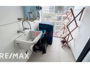 Venta De Departamento En Magdalena Limite Con San Isidro