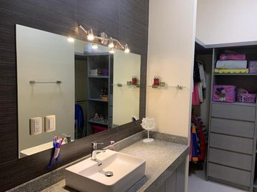 CASA DE LUJO EN VENTA VILLA LAS FUENTES MTY.