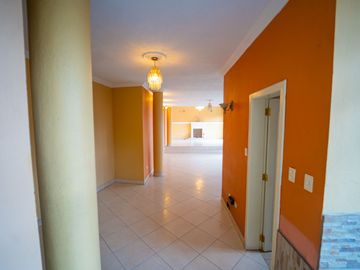 Casa Independiente con terreno En Venta - Armenia Valle de los Chillos