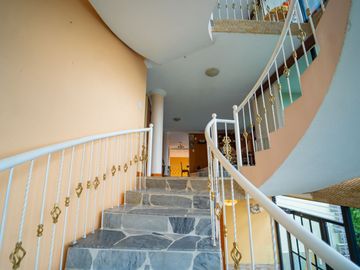 Casa Independiente con terreno En Venta - Armenia Valle de los Chillos