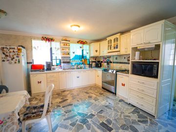 Casa Independiente con terreno En Venta - Armenia Valle de los Chillos