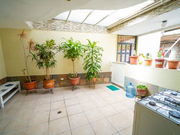 Casa Independiente con terreno En Venta - Armenia Valle de los Chillos