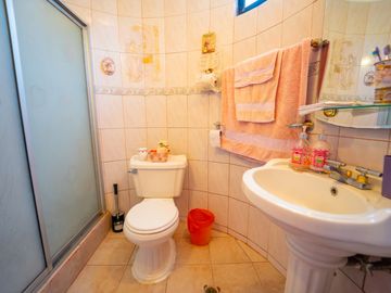Casa Independiente con terreno En Venta - Armenia Valle de los Chillos