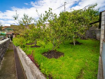 Casa Independiente con terreno En Venta - Armenia Valle de los Chillos