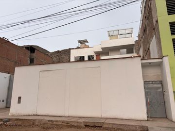 Alquiler De Departamento Duplex En Estreno En El Segundo Y Tercer Piso, Distrito Ate