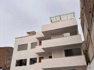 Alquiler De Departamento Duplex En Estreno En El Segundo Y Tercer Piso, Distrito Ate