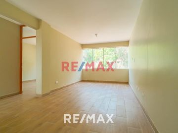 Alquiler De Departamento Duplex En Estreno En El Segundo Y Tercer Piso, Distrito Ate