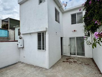CASA EN VENTA EN COUNTRY DEL LAGO