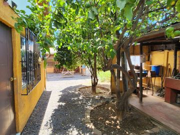 Casa Esquina En Buen Barrio De Talca