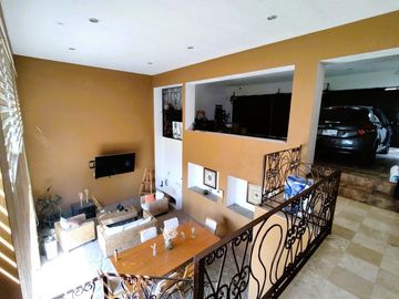 CASA EN VENTA EN LOMA DORADA