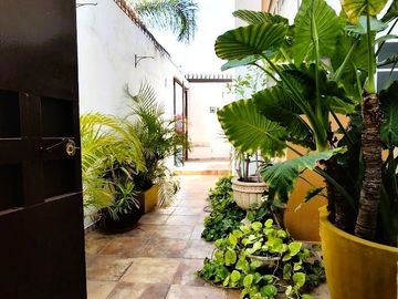 CASA EN VENTA EN LOMA DORADA