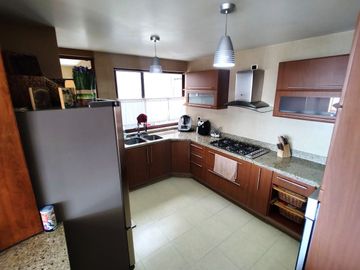 CASA EN VENTA EN LOMA DORADA