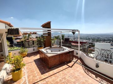CASA EN VENTA EN LOMA DORADA