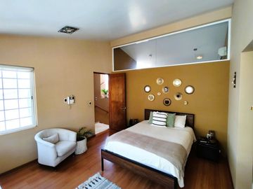 CASA EN VENTA EN LOMA DORADA