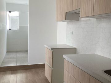 ELEGANTE DEPARTAMENTO REMODELADO EN LA MOLINA – 3 DORMITORIOS