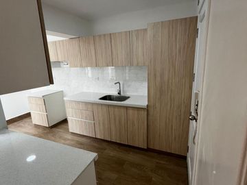 ELEGANTE DEPARTAMENTO REMODELADO EN LA MOLINA – 3 DORMITORIOS