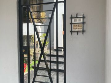 ELEGANTE DEPARTAMENTO REMODELADO EN LA MOLINA – 3 DORMITORIOS