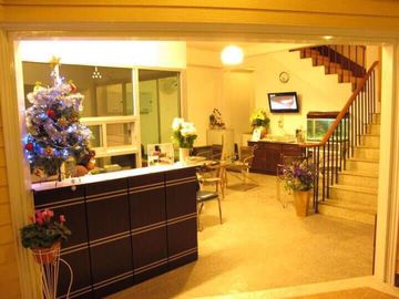 Hotel business for rent on Ku Muang Road, Old City, prime location, Tha Phae Gate area, with valid license