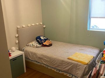 Vendo moderno departamento flat de 156 m2 y 3 Dorm. en el límite de Lince con San Isidro.