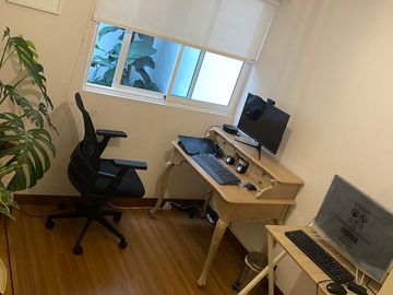 Vendo moderno departamento flat de 156 m2 y 3 Dorm. en el límite de Lince con San Isidro.
