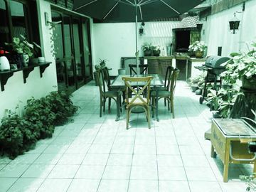 Lindo dpto., 1er. Piso, 3 dorms, 3 baños, 1 estac.