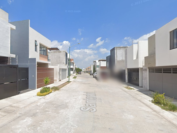BONITA CASA EN VILLA MAGNA SLP