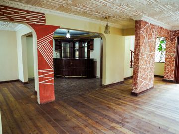 Casa con Local Comercial en Venta, Av de las Américas, Miraflores