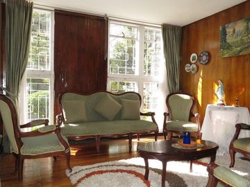 VENDO CASA EN QUINTA PAREDES
