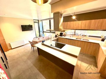 Departamento en Lomas De San Andrés, amplio y de alto estándar
