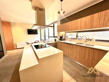Departamento en Lomas De San Andrés, amplio y de alto estándar
