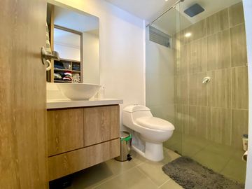 SE VENDE APARTAMENTO DE LUJO AL NORTE DE ARMENIA, AV CENTENARIO