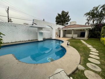 Venta de Casa en Condominio en Lomas De Cortes, Cuernavaca, Morelos