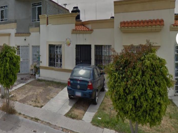 HERMOSA CASA EN VENTA ,RINCONADAS DEL BOSQUE, MOROLEON GUANAJUATO