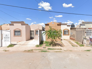 Casa en Remate-(65% Debajo De Su Valor Comercial, Solo Recursos Propios)-acequias, Los Girasoles III Etapa, 31384 Chihuahua, Chih.-SK10