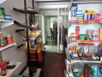 SE VENDE CASA CON LOCAL BARRIO LA FUENTE TUNJA