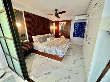 Impresionante Departamento con Vista Panorámica al Mar en Conchas Chinas, el Beverly Hills de Vallarta