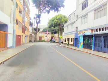 VENTA DE DEPARTAMENTO EN CHORRILLOS