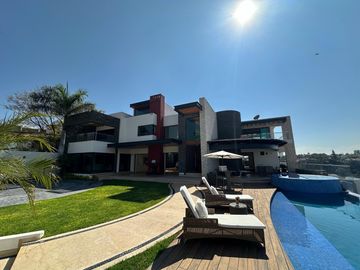 Casa de Lujo en Venta en Juriquilla