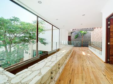 Casa de Lujo en Venta en Juriquilla