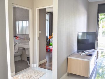 House for sale Sivalee Lakeview - Chiang Mai