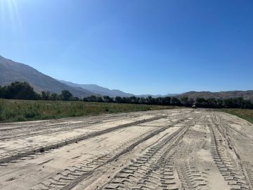 Parcelas, Rol propio, luz y agua