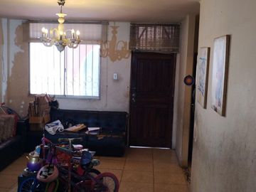CASA DE VENTA,  EN URDESA CENTRAL , NORTE DE GUAYAQUIL