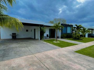 venta casa al norte de merida en privada blue cedar