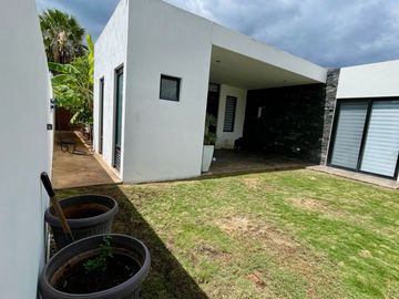 venta casa al norte de merida en privada blue cedar