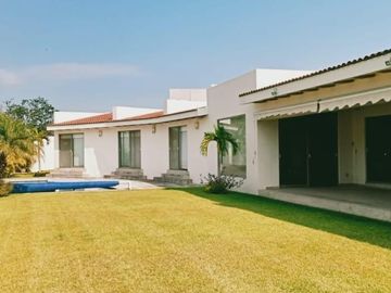 (CEP) CASA EN JIUTEPEC $7,500,000