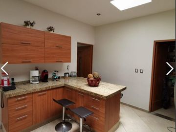 (CEP) CASA EN JIUTEPEC $7,500,000